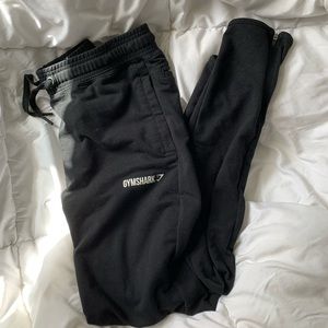 gymshark black joggers!
